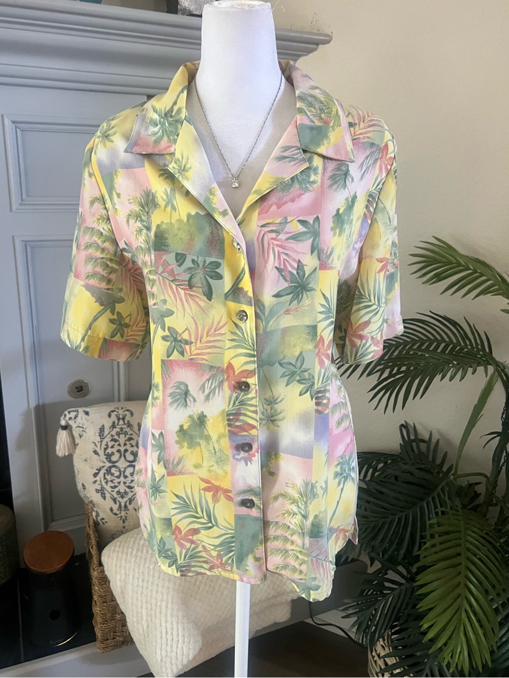Vintage Alia Pastel Tropical Button-Down Shirt in Yellow, Pink & Green